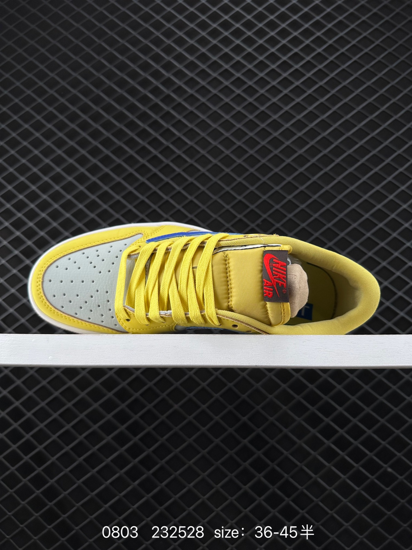 Travis Scott x Air Jordan 1 Low 